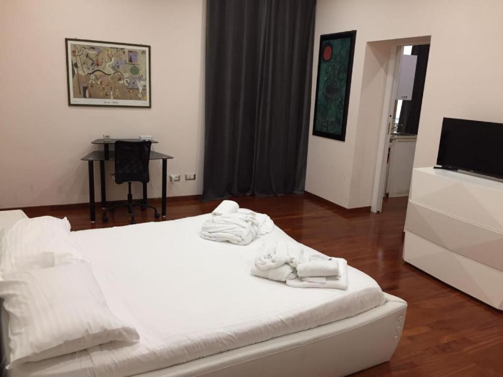Hotel Dimora Frattina Roma Exterior foto